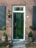 Klassiek ogende groene voordeur kunststof